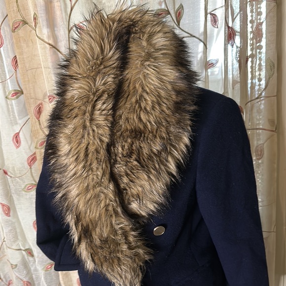 Spring sale 💕Club Monaco jacket - Picture 4 of 8